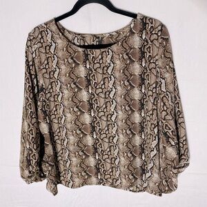5/$25 Women’s Brown Reptile Print Snake Print Bubble Sleeve Blouse M